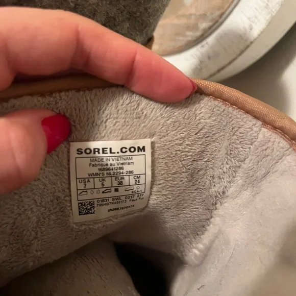 Sorel Rylee boots size 7 - Picture 3 of 6